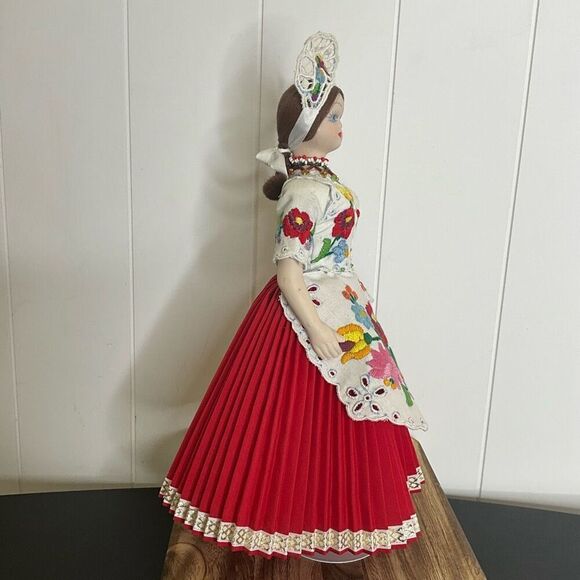 Vintage Handmade Diszaba Porcelain Doll Ethnic Hungary Embroidered Apron Blue - Picture 5 of 8